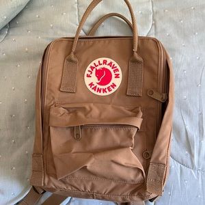 FJALLRAVEN KANKEN Backpack